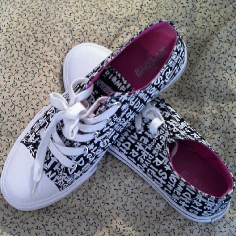 Seventeen Shayne sneakers